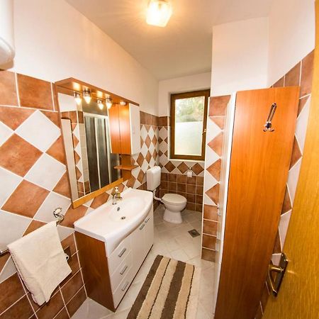 House Lucija Apartment ซาลี ภายนอก รูปภาพ