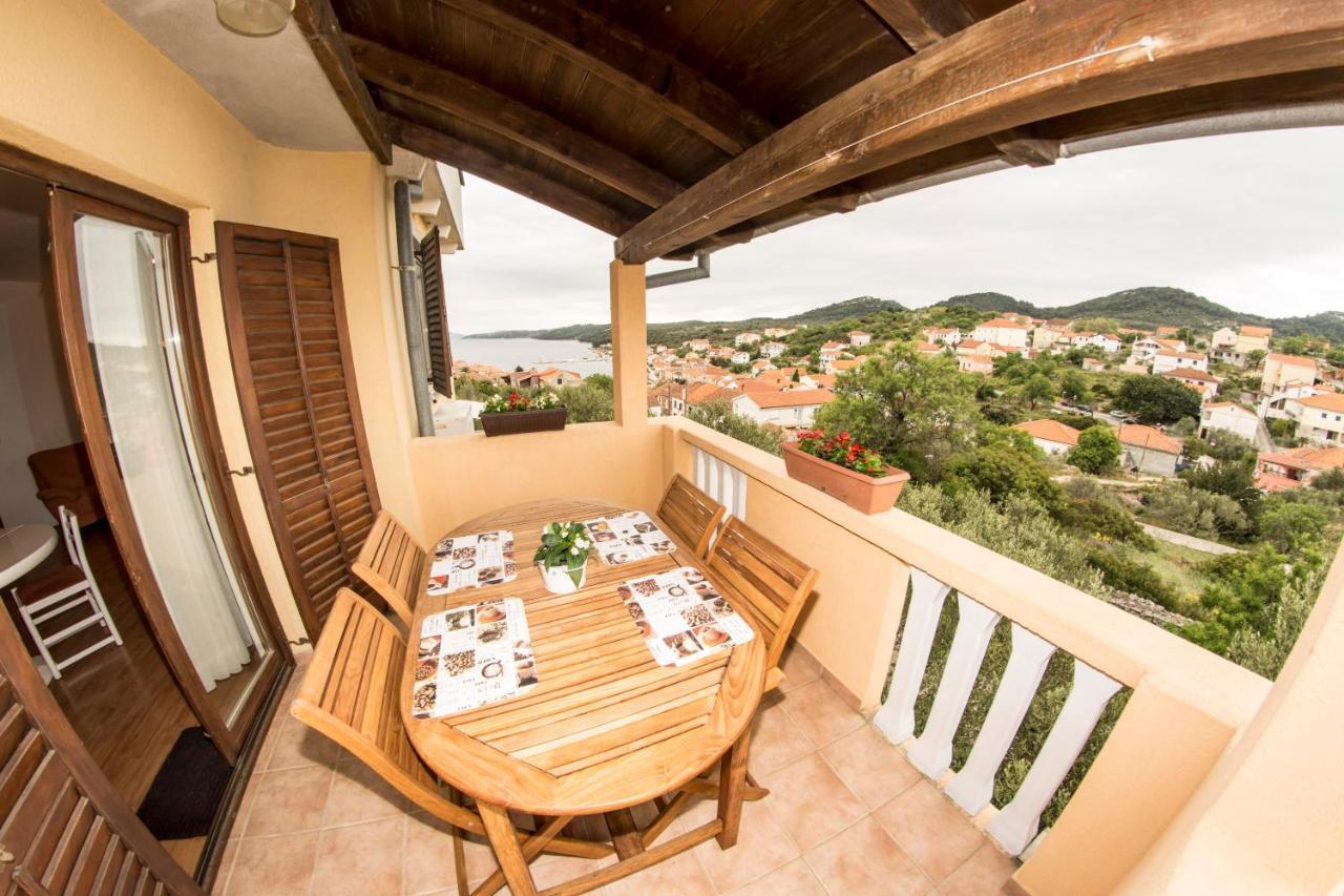 House Lucija Apartment ซาลี ภายนอก รูปภาพ