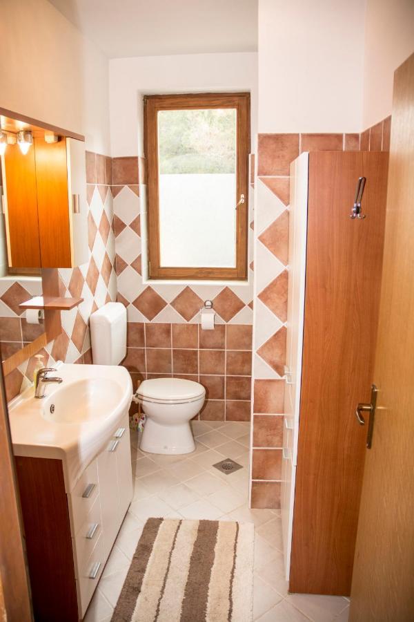 House Lucija Apartment ซาลี ภายนอก รูปภาพ