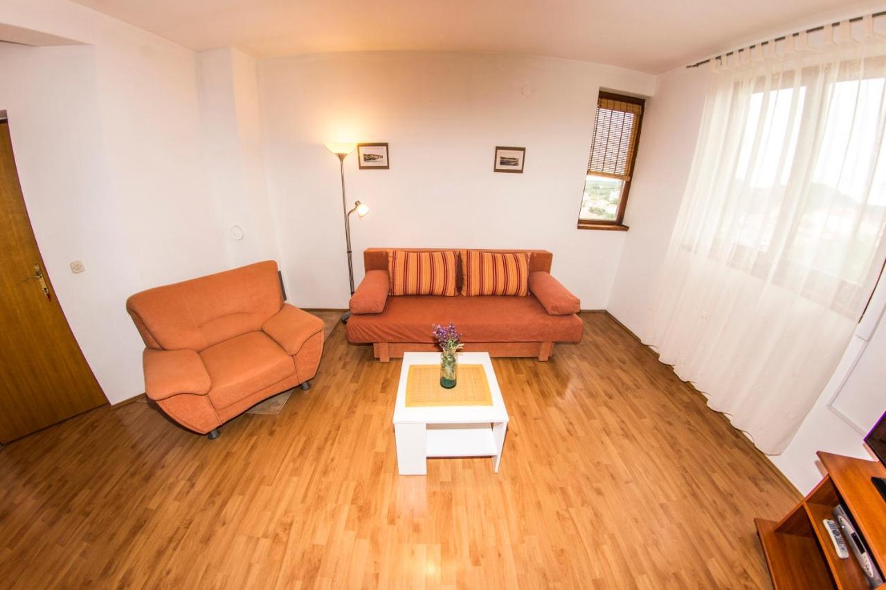 House Lucija Apartment ซาลี ภายนอก รูปภาพ