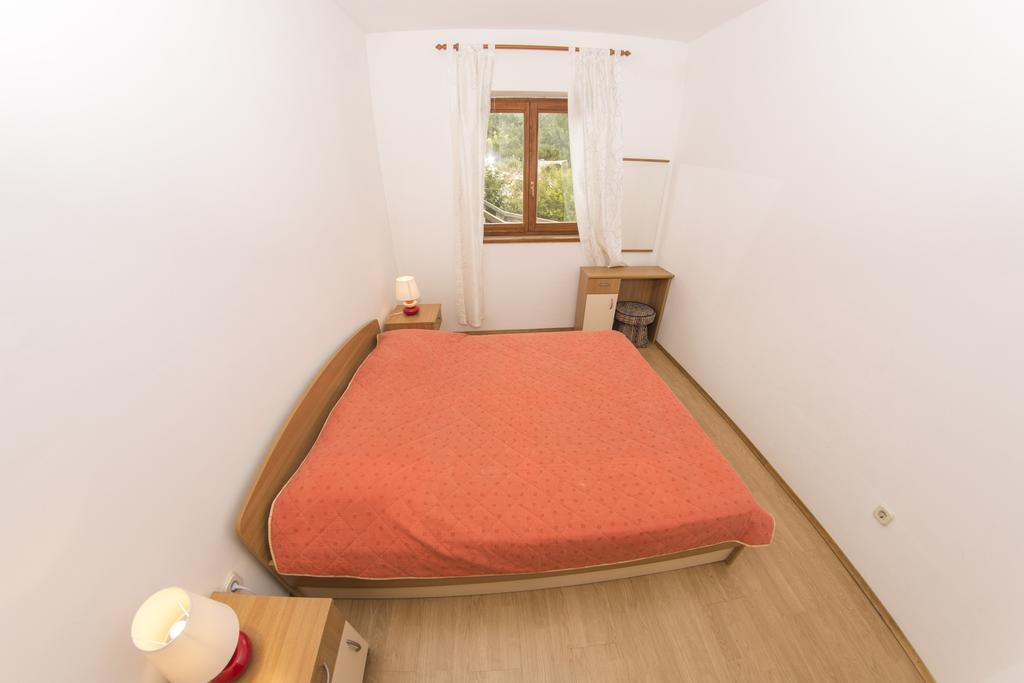 House Lucija Apartment ซาลี ภายนอก รูปภาพ