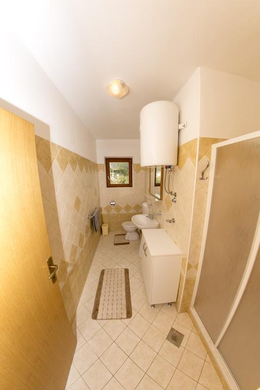 House Lucija Apartment ซาลี ภายนอก รูปภาพ