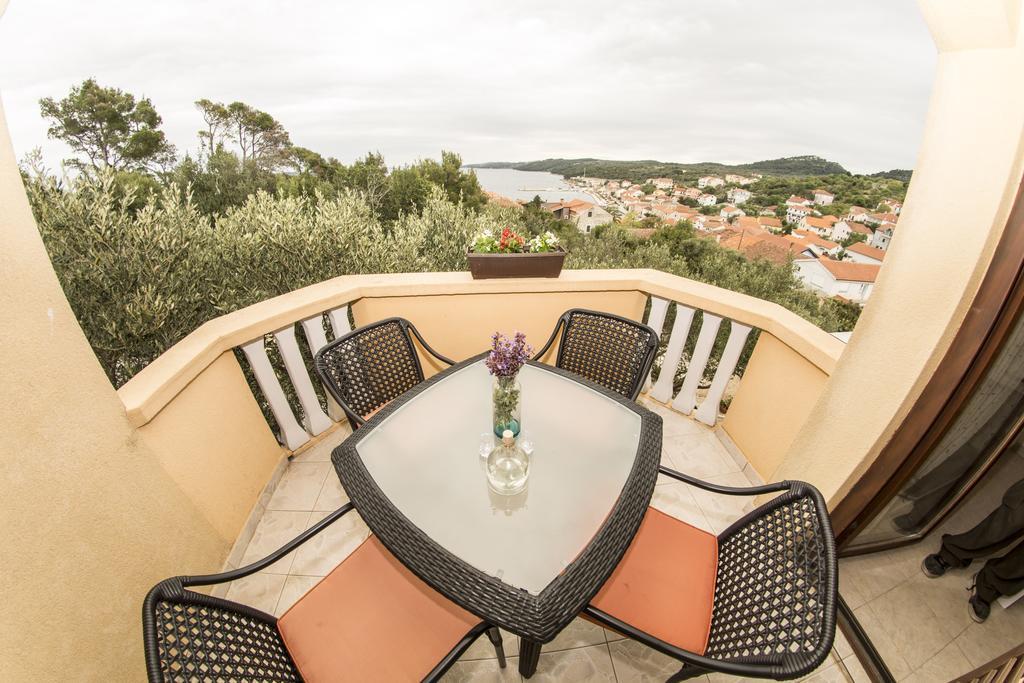 House Lucija Apartment ซาลี ภายนอก รูปภาพ
